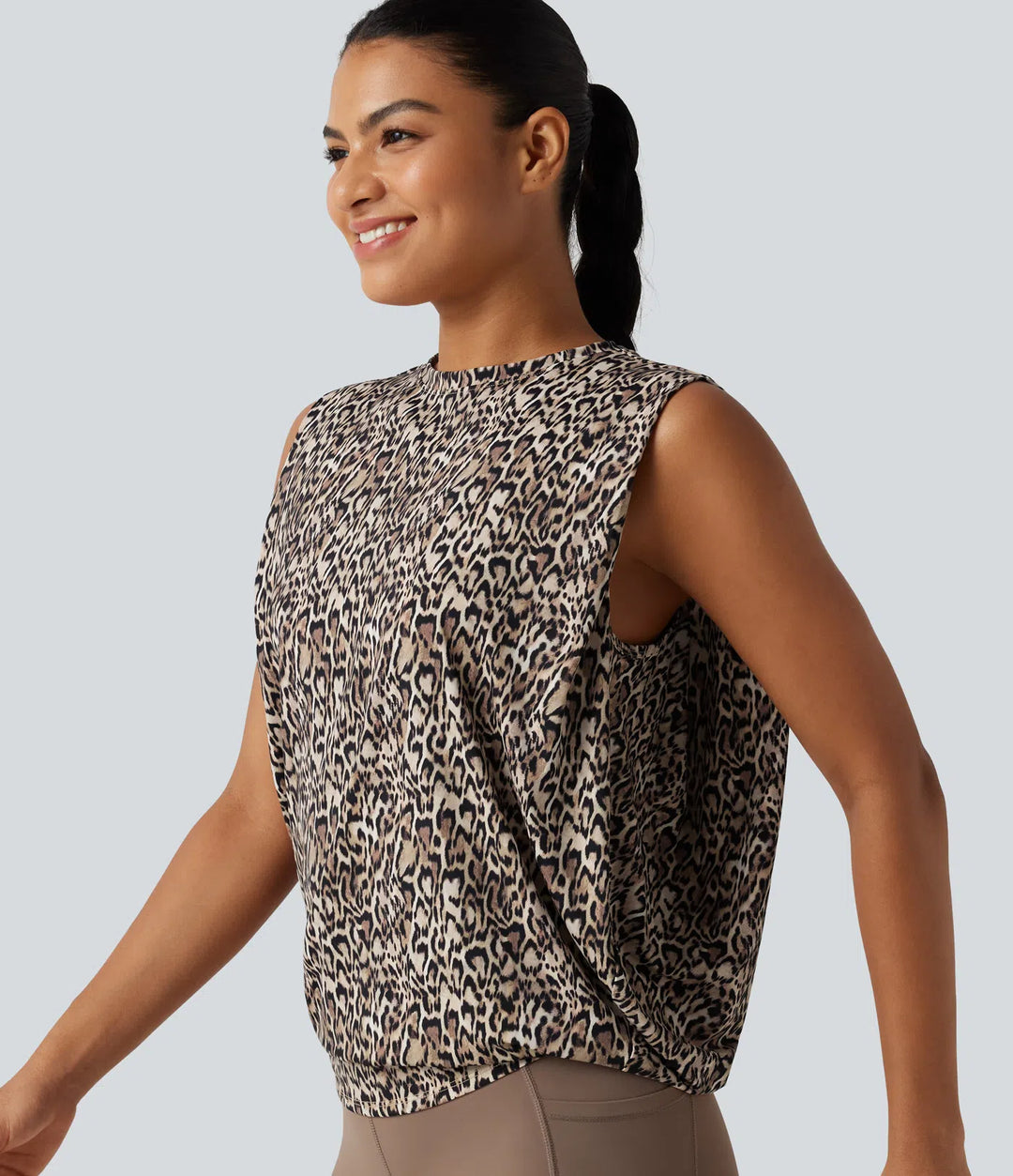 Round Neck Leopard Print Workout Tank Top