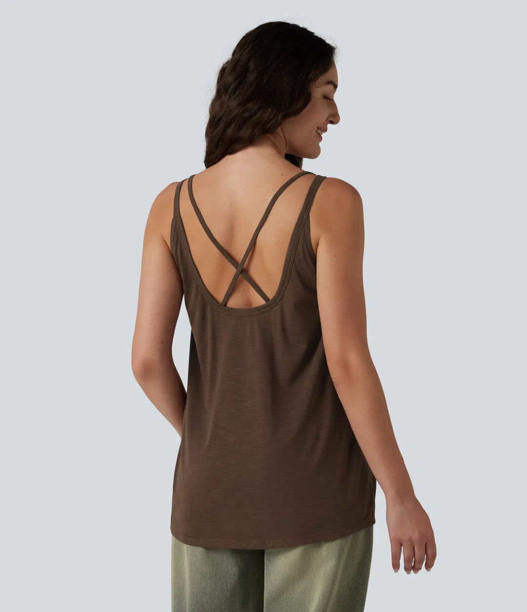 U-Neck Built-in Bra Loose Fit Casual Tank Top