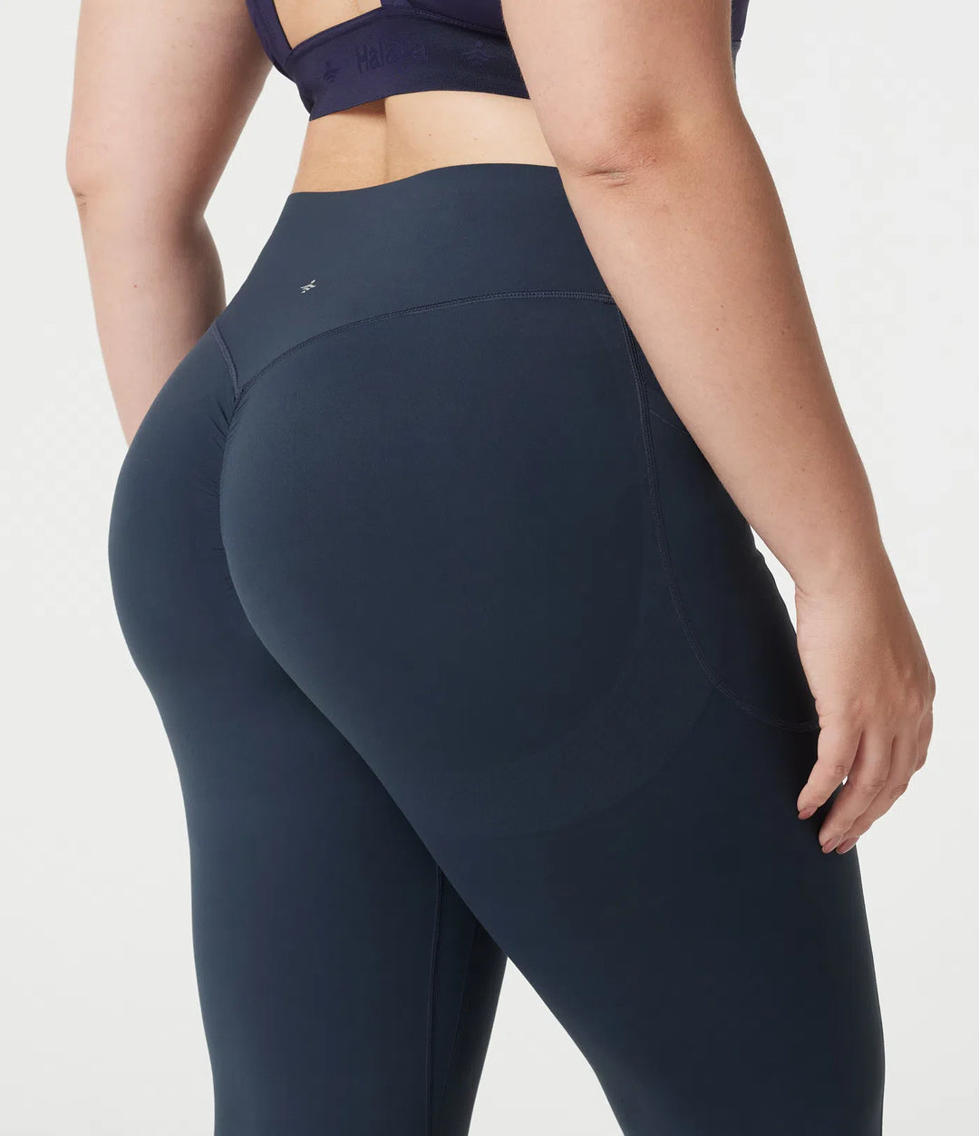 Halara UltraSculpt Plus Size High Waisted Scrunch Butt Lifting Tummy Control Shaping Yoga Flare Leggings with Pockets