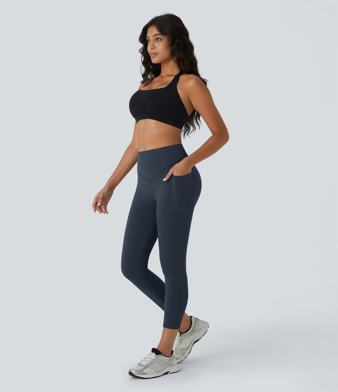 Halara UltraSculpt High Waisted Scrunch Butt Lifting Tummy Control Pocket Shaping Capri Training Leggings