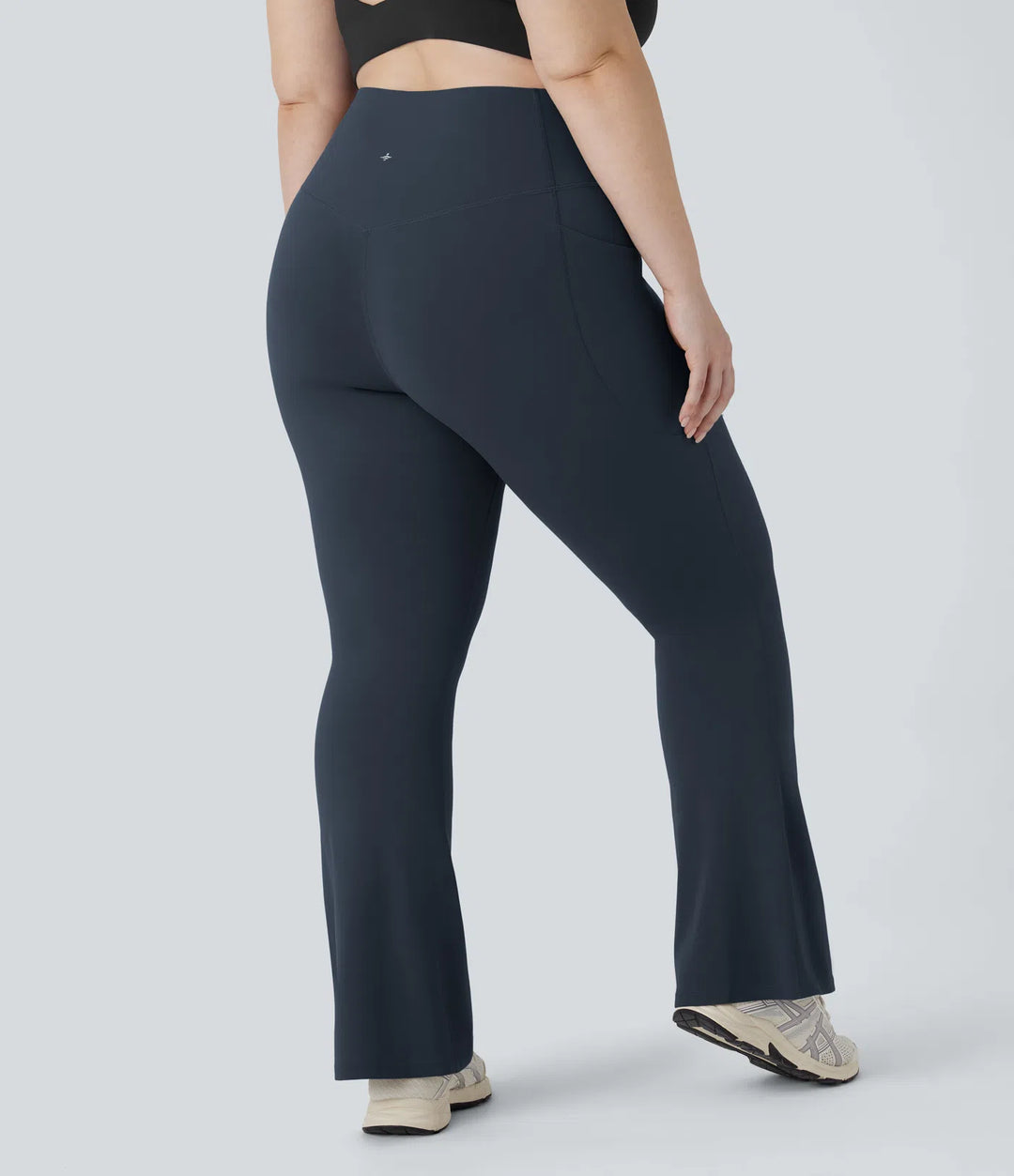 Halara UltraSculpt High Waisted Tummy Control Pocket Shaping Yoga Bootcut Plus Size Leggings