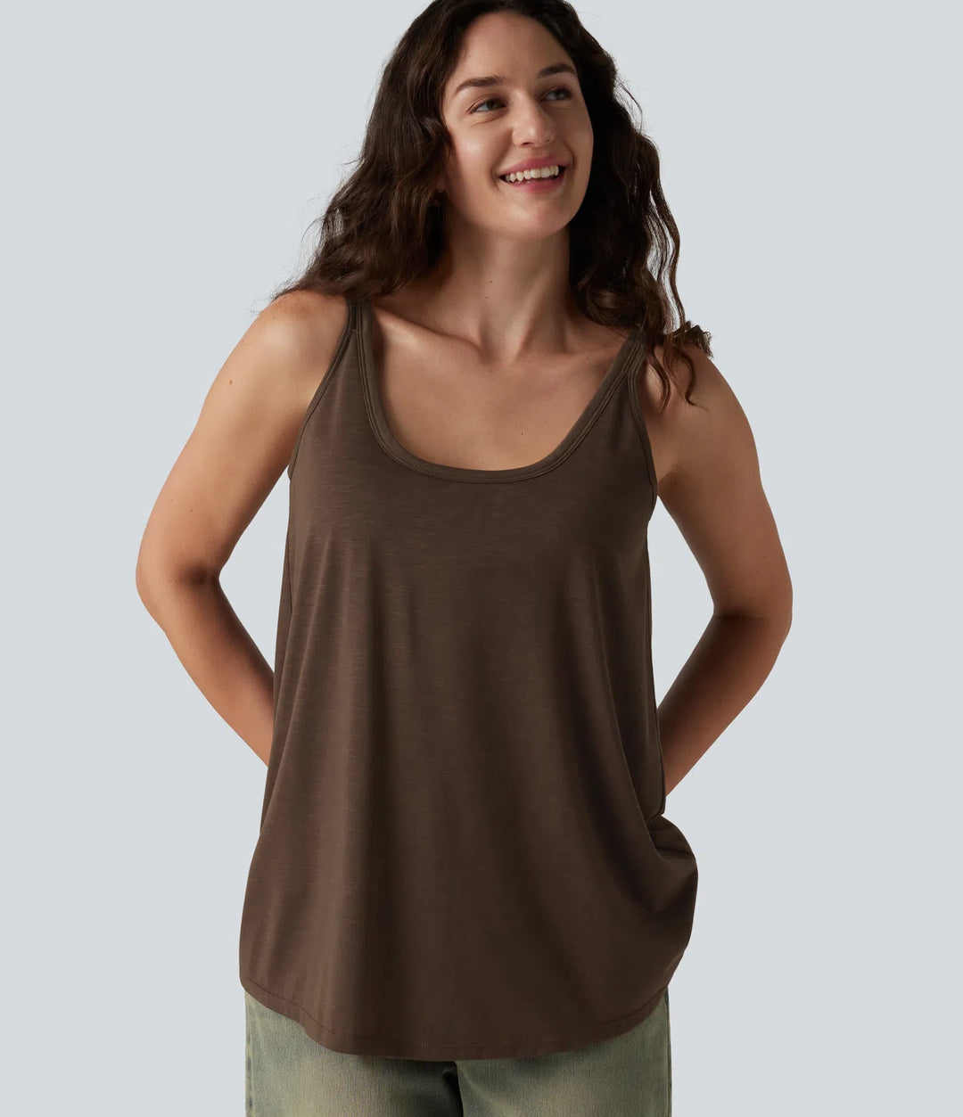 U-Neck Built-in Bra Loose Fit Casual Tank Top